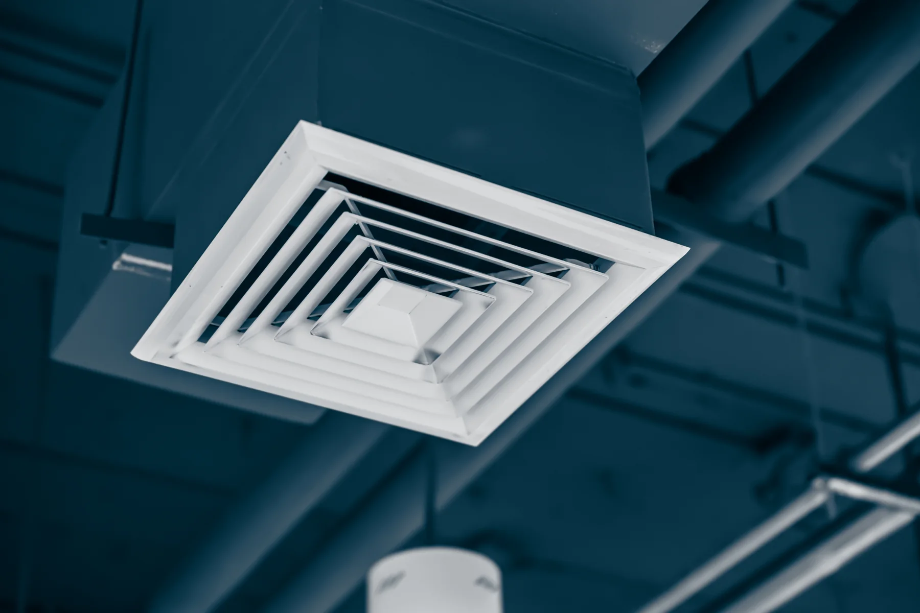 Ventilationsdon i ett innertak Ventilationsdon i ett innertak
